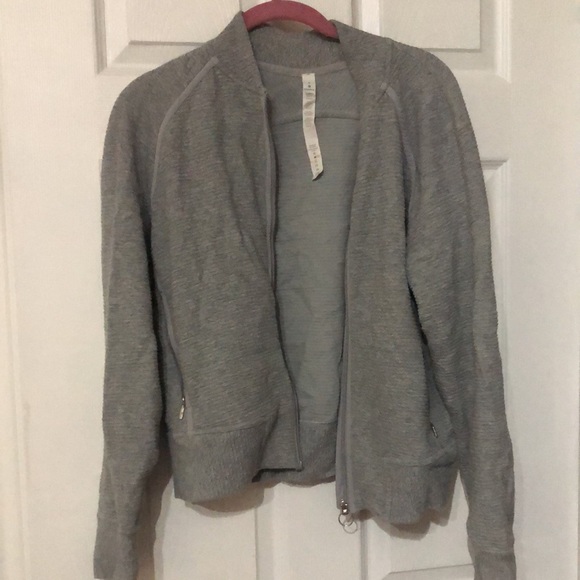 Lululemon sweater - Picture 6 of 6